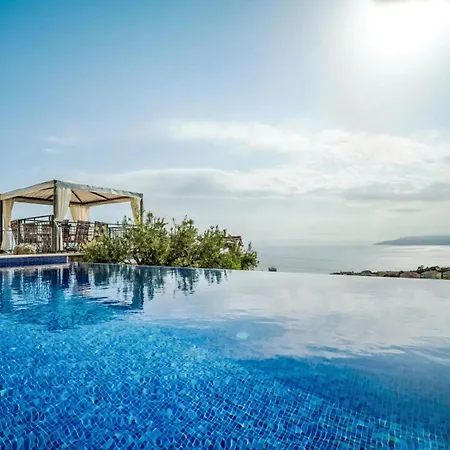 Bellavista**** Place For Your Holliday Makarska