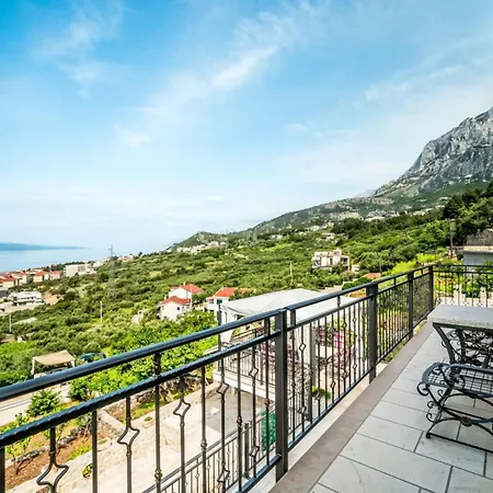 Bellavista**** Place For Your Holliday Villa