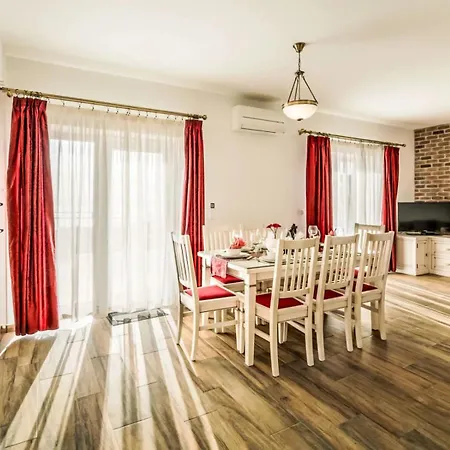 Bellavista**** Place For Your Holliday Makarska